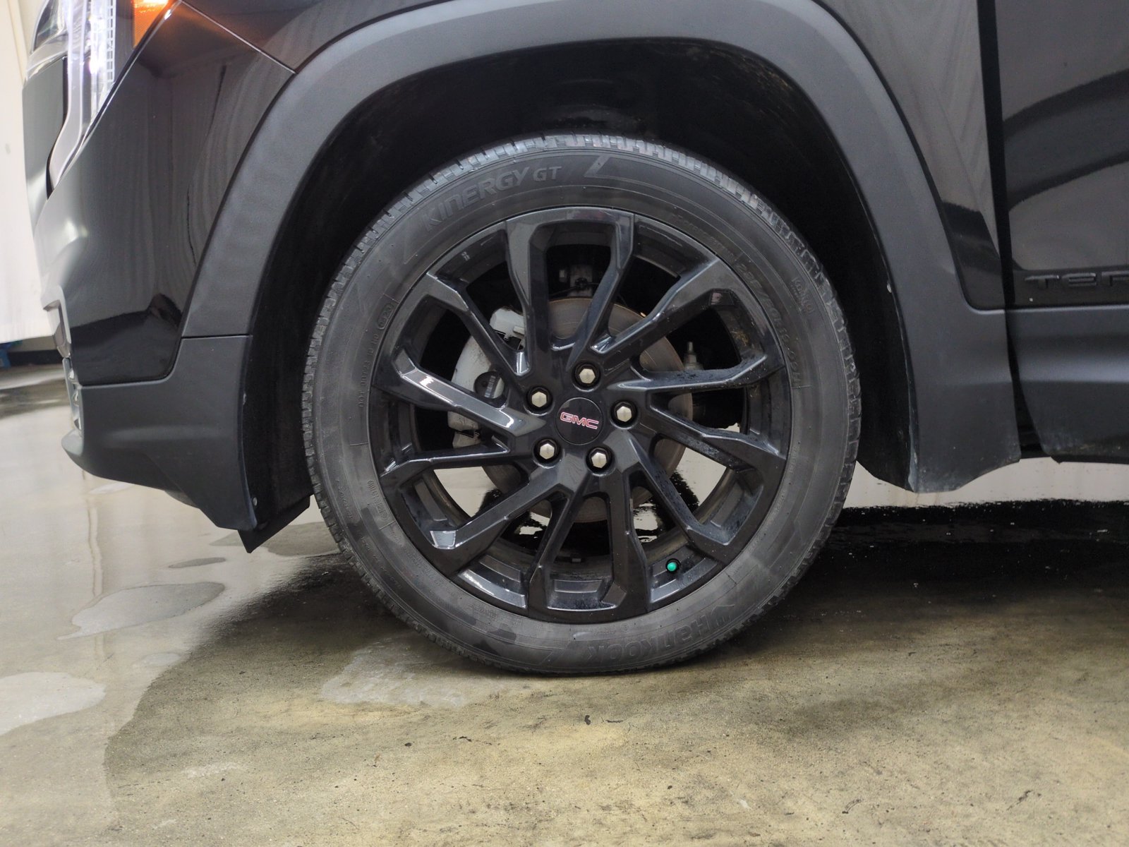 Used 2023 GMC Terrain SLE w/ Driver Convenience Package AWD/4WD image 24