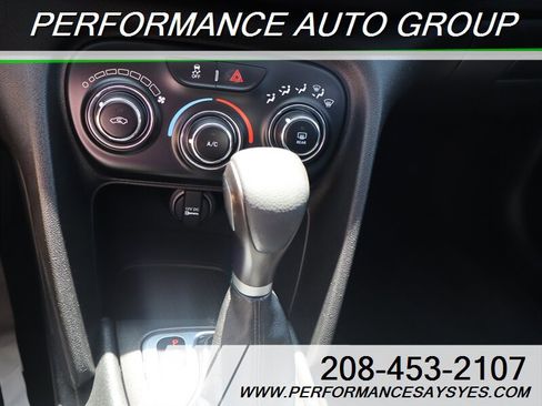Used 2015 Dodge Dart SXT image 20