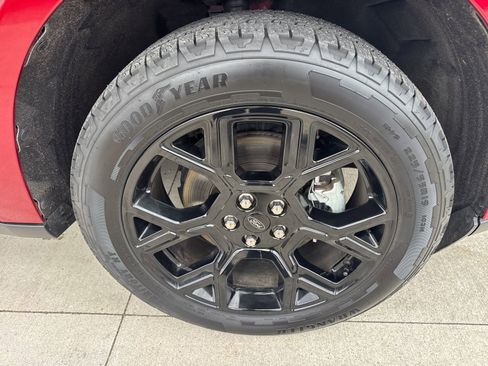 Certified 2025 Ford Maverick XLT w/ Equipment Group 301A image 23