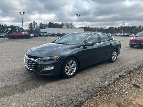 Used 2020 Chevrolet Malibu LT image 1