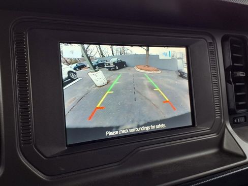 Used 2023 Ford Bronco Outer Banks image 8