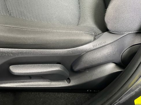 Used 2024 Toyota RAV4 LE image 15