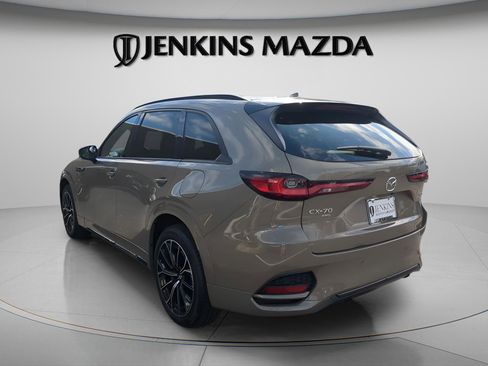 Certified 2025 MAZDA CX-70 3.3 Turbo S w/ Premium Package image 4