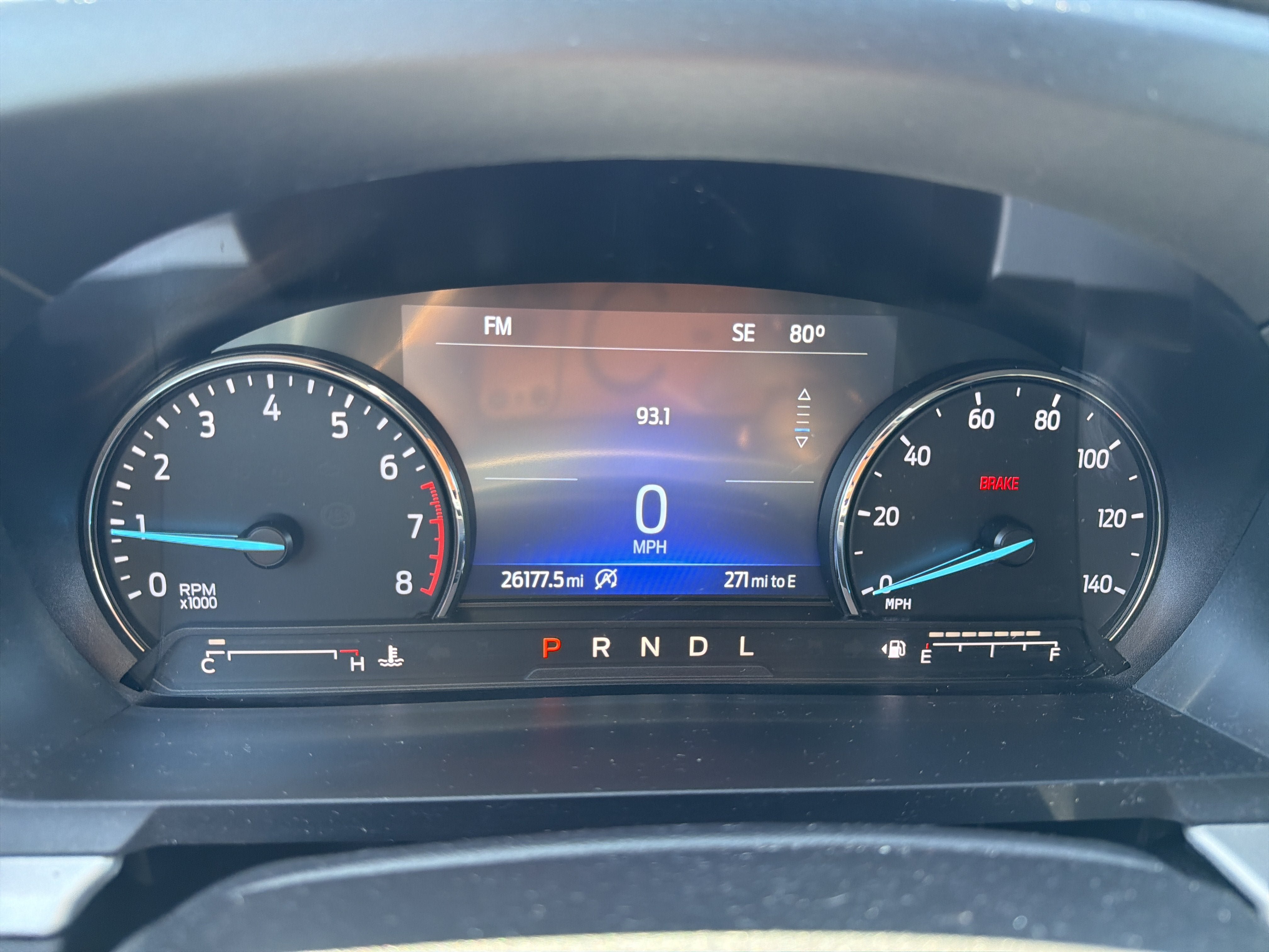 Used 2023 Ford Explorer XLT AWD/4WD image 16