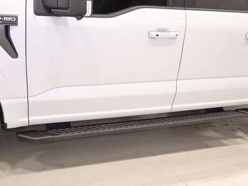 Certified 2022 Ford F150 XLT w/ Equipment Group 302A High image 43