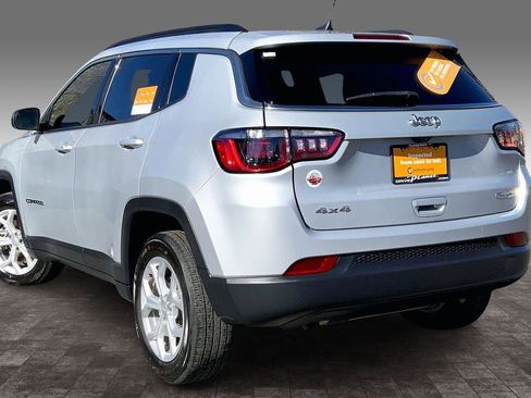 Certified 2024 Jeep Compass Latitude image 11