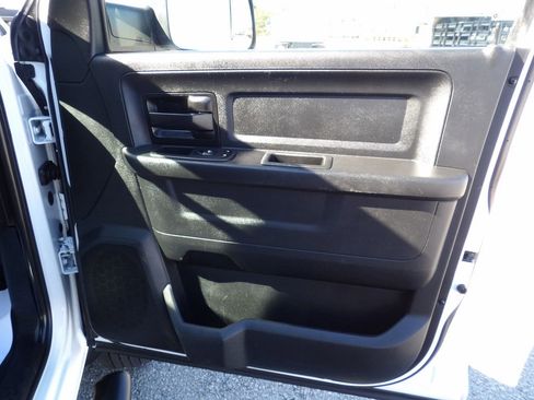 Used 2020 RAM 5500 Tradesman RWD image 37