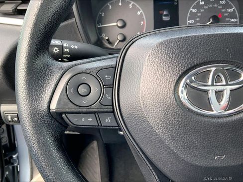 Used 2024 Toyota Corolla LE image 24