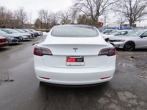 Used 2021 Tesla Model 3 Standard Range Plus image 5
