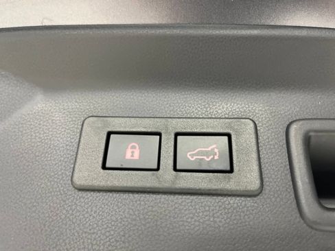 Used 2026 Subaru Forester Premium AWD/4WD image 35