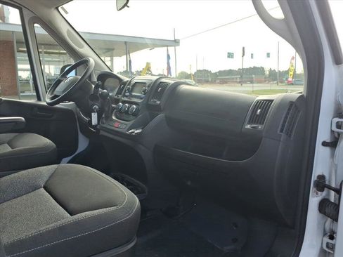 Used 2018 RAM ProMaster 2500 image 10