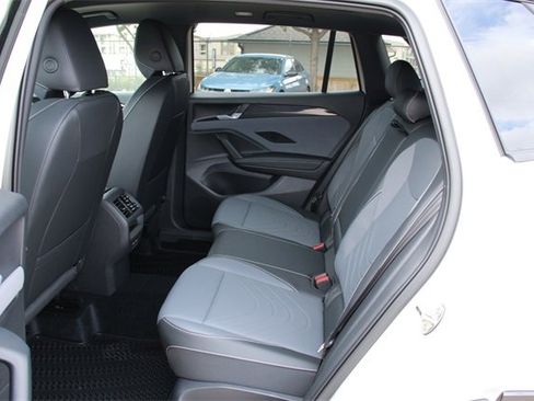 New 2026 Volkswagen Tiguan SE R-Line image 31