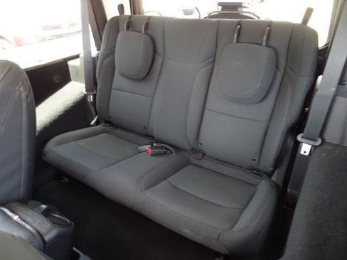 Used 2021 Jeep Wrangler Sport AWD/4WD image 15