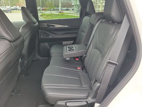 Used 2025 INFINITI QX60 Luxe AWD/4WD image 29