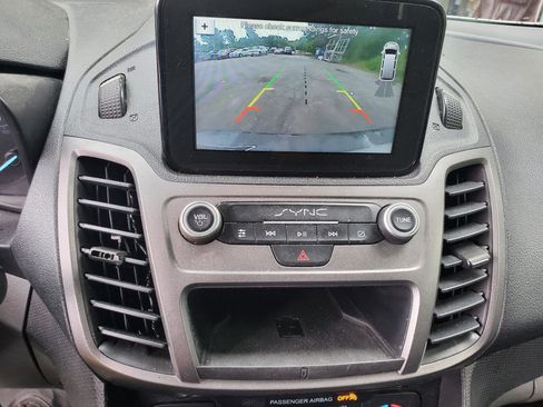 Used 2019 Ford Transit Connect XLT FWD image 23