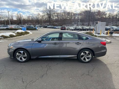 Used 2018 Honda Accord EX-L image 10