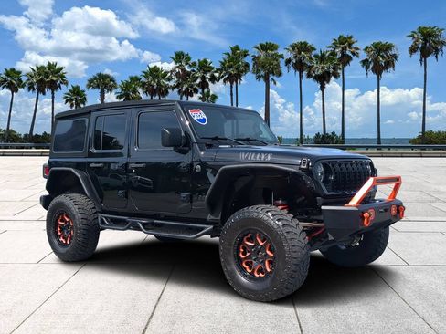 Used 2024 Jeep Wrangler Unlimited Sport AWD/4WD image 2