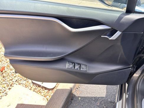 Used 2018 Tesla Model S 75D AWD/4WD image 10