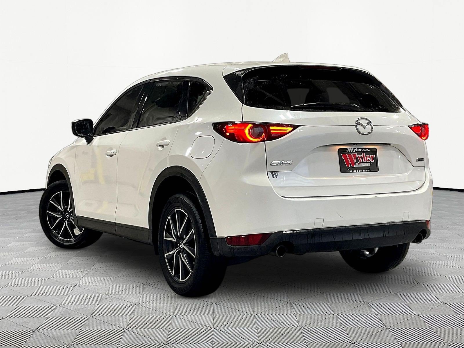 Used 2018 MAZDA CX-5 Grand Touring FWD image 4