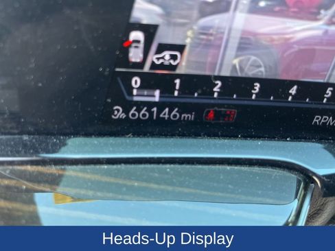 Used 2023 Cadillac Escalade Premium Luxury w/ Performance Package image 17