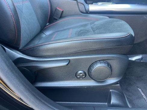 Used 2022 Mercedes-Benz GLA 250 4MATIC image 11