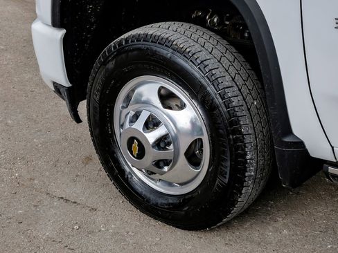 Used 2022 Chevrolet Silverado 3500 High Country image 64