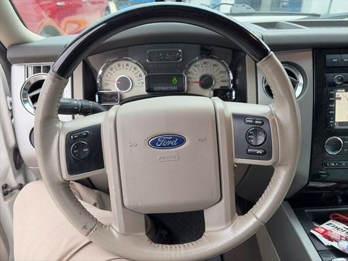 Used 2013 Ford Expedition EL Limited image 22