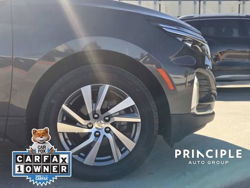 Used 2022 Chevrolet Equinox Premier image 7