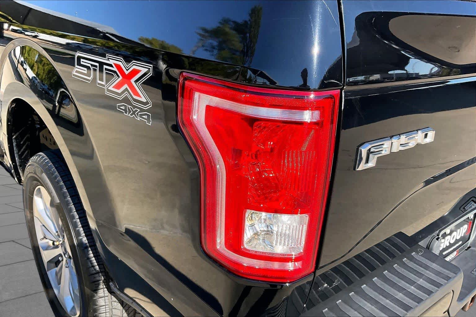 Used 2017 Ford F150 XL w/ Equipment Group 101A Mid AWD/4WD image 28