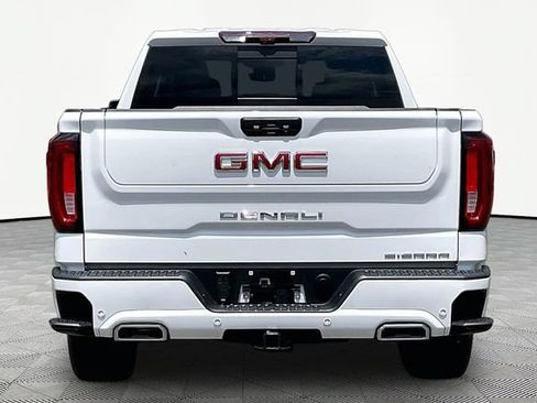Used 2024 GMC Sierra 1500 Denali AWD/4WD image 6