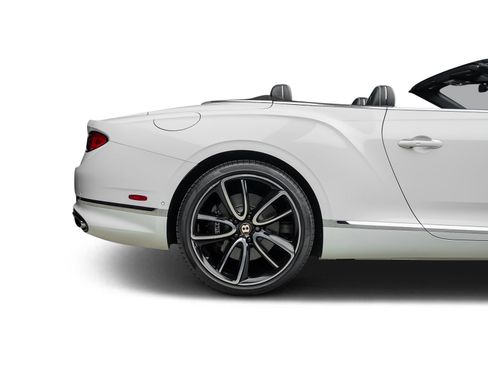 Used 2020 Bentley Continental GT AWD/4WD image 28