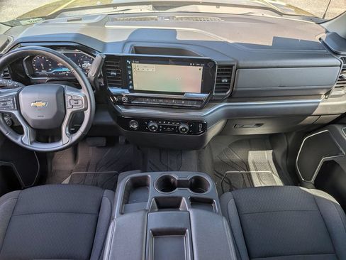 Used 2024 Chevrolet Silverado 1500 LT AWD/4WD image 25