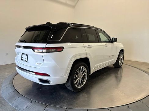 Used 2025 Jeep Grand Cherokee Summit AWD/4WD image 7