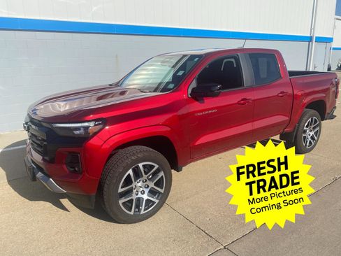 Used 2024 Chevrolet Colorado Z71 w/ Z71 Convenience Package 2 image 1