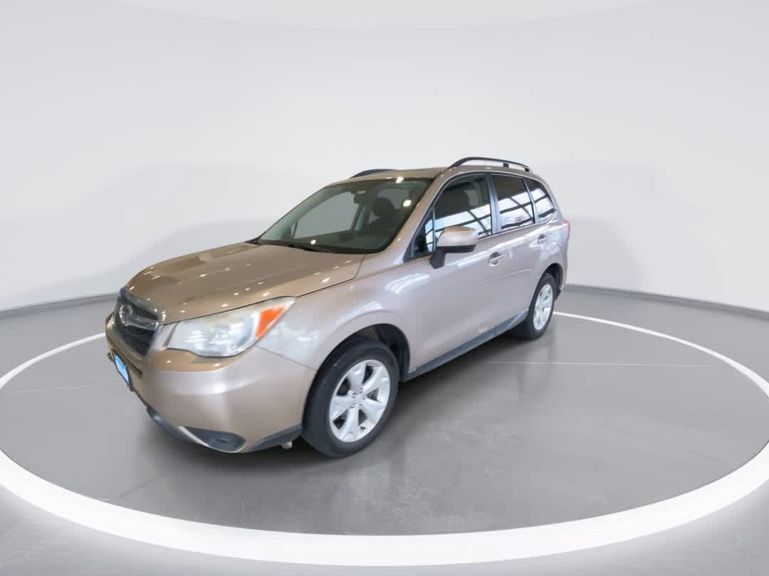 Used 2015 Subaru Forester 2.5i Premium w/ All-Weather Package AWD/4WD image 4