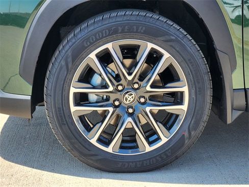 New 2026 Toyota Corolla Cross XLE image 7