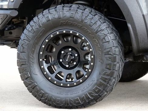 Used 2018 Ford F150 Raptor w/ Equipment Group 802A Luxury image 41