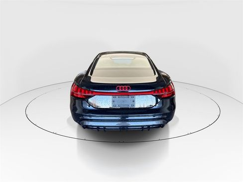 Used 2023 Audi RS e-tron GT image 7