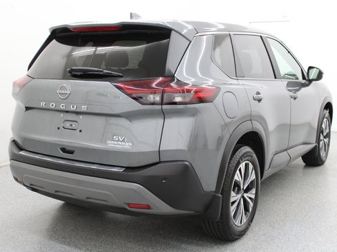 Used 2023 Nissan Rogue SV FWD image 5