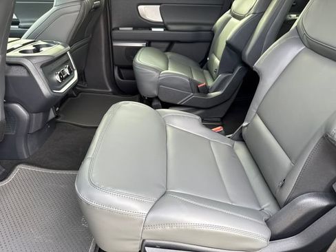 New 2026 Ford Expedition Active RWD image 17