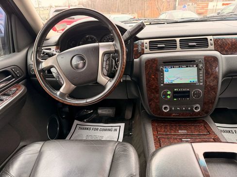 Used 2009 GMC Yukon Denali image 10