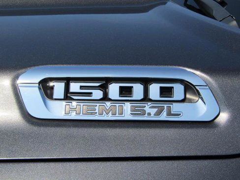 Used 2020 RAM 1500 Laramie image 10