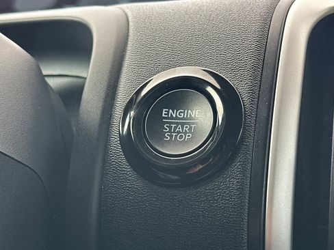 Certified 2025 Ford Expedition Active image 24