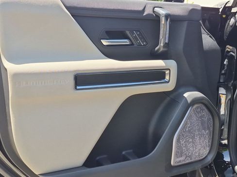 New 2026 GMC Hummer EV 4x4 Crew Cab image 21