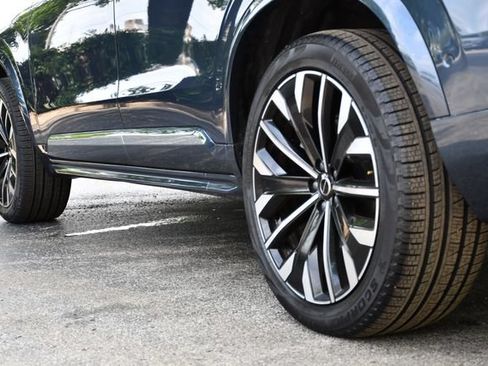 Used 2026 Volvo XC90 B6 Plus AWD/4WD image 9