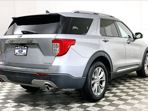 Used 2021 Ford Explorer Limited w/ Equipment Group 301A image 12