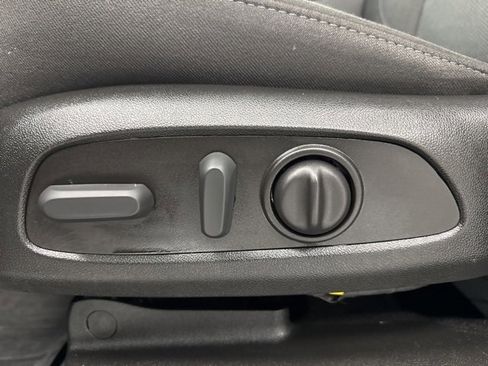 Used 2023 Chevrolet Traverse LT w/ LPO, Floor Liner Package image 10