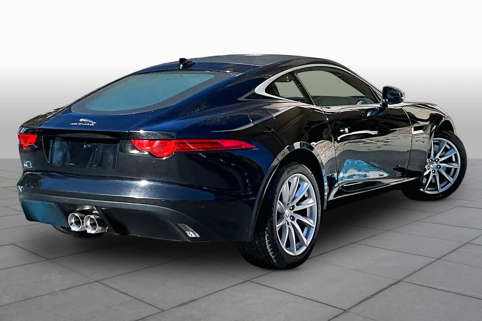 Used 2016 Jaguar F-TYPE Coupe RWD image 11