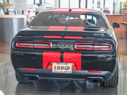 Used 2019 Dodge Challenger SRT Hellcat image 3