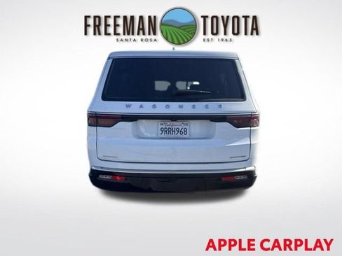 Used 2023 Jeep Wagoneer L Series II AWD/4WD image 6